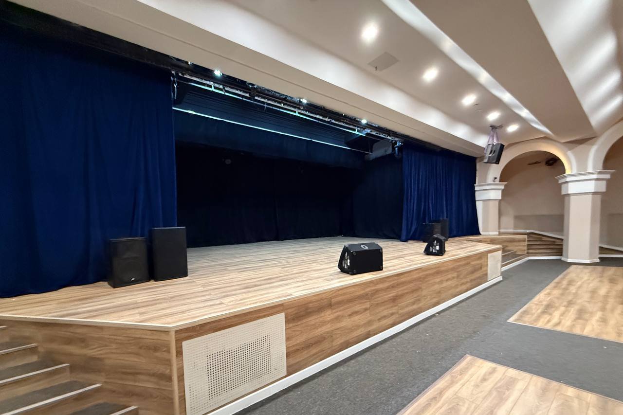 Зал управы Пресненского района